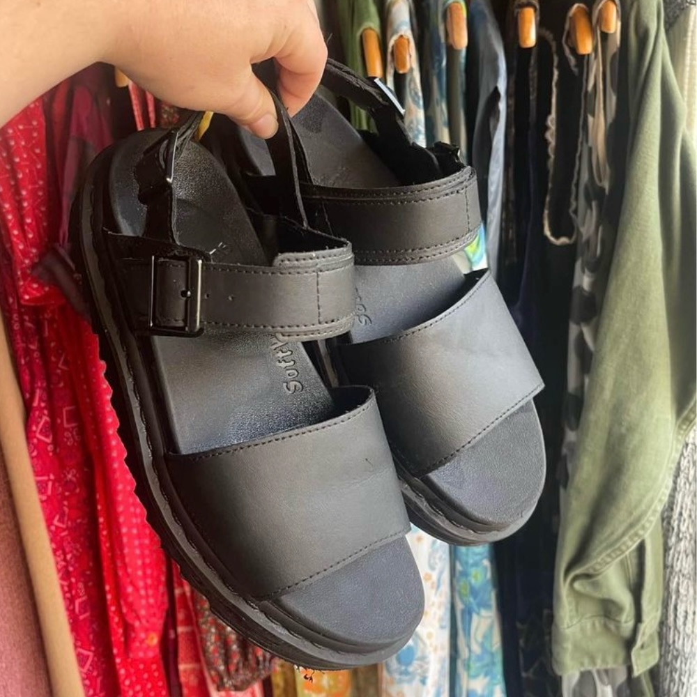 Doc Martens Voss Sandal